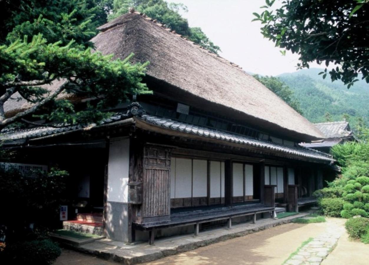 Obokekyo Mannaka Hotel Miyoshi  Exterior foto