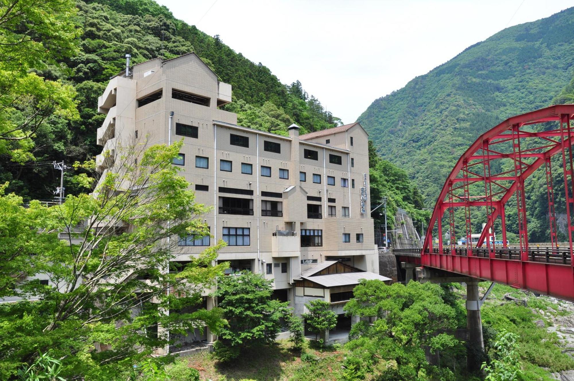 Obokekyo Mannaka Hotel Miyoshi  Exterior foto