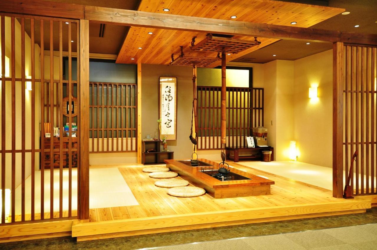 Obokekyo Mannaka Hotel Miyoshi  Exterior foto