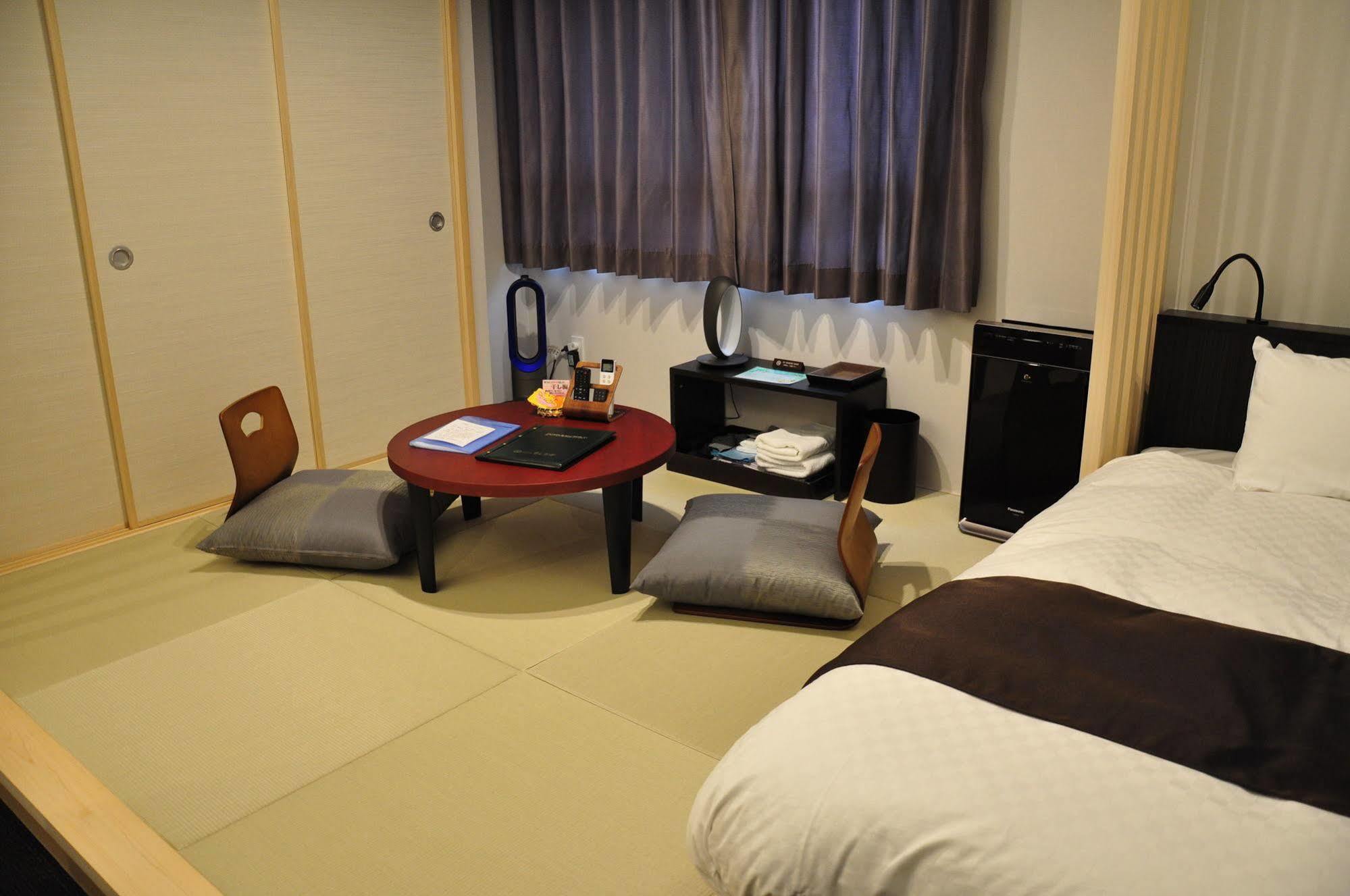 Obokekyo Mannaka Hotel Miyoshi  Exterior foto